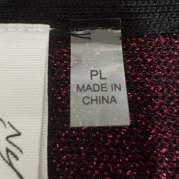 Ladies' NY Collection Top/Sweater, size Petite Large, EUC to LIKE NEW - Picture 7 of 11